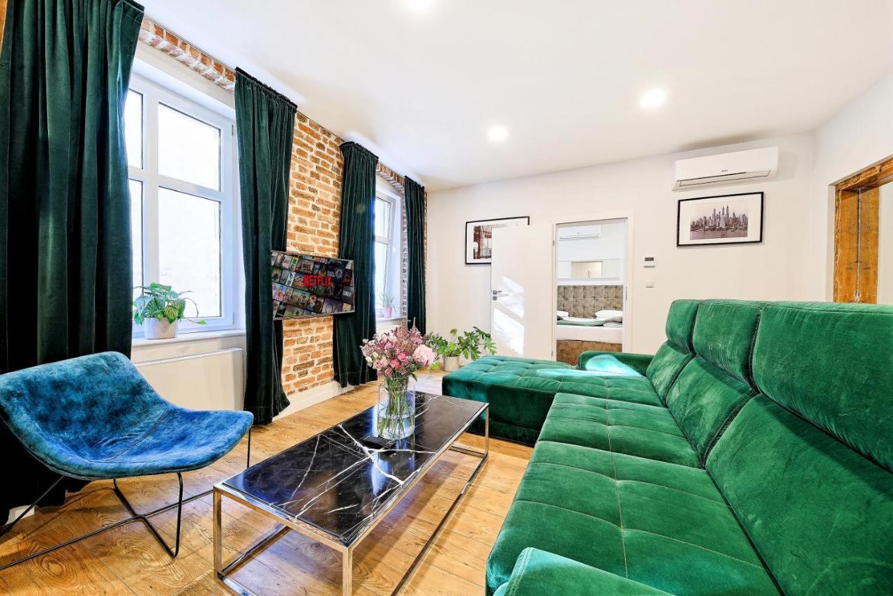 Cinema Apartments พอซนาน ภายนอก รูปภาพ