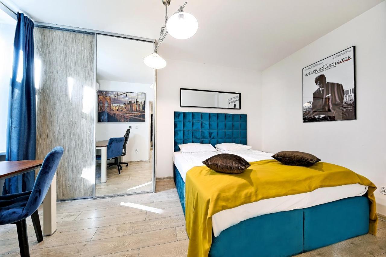 Cinema Apartments พอซนาน ภายนอก รูปภาพ