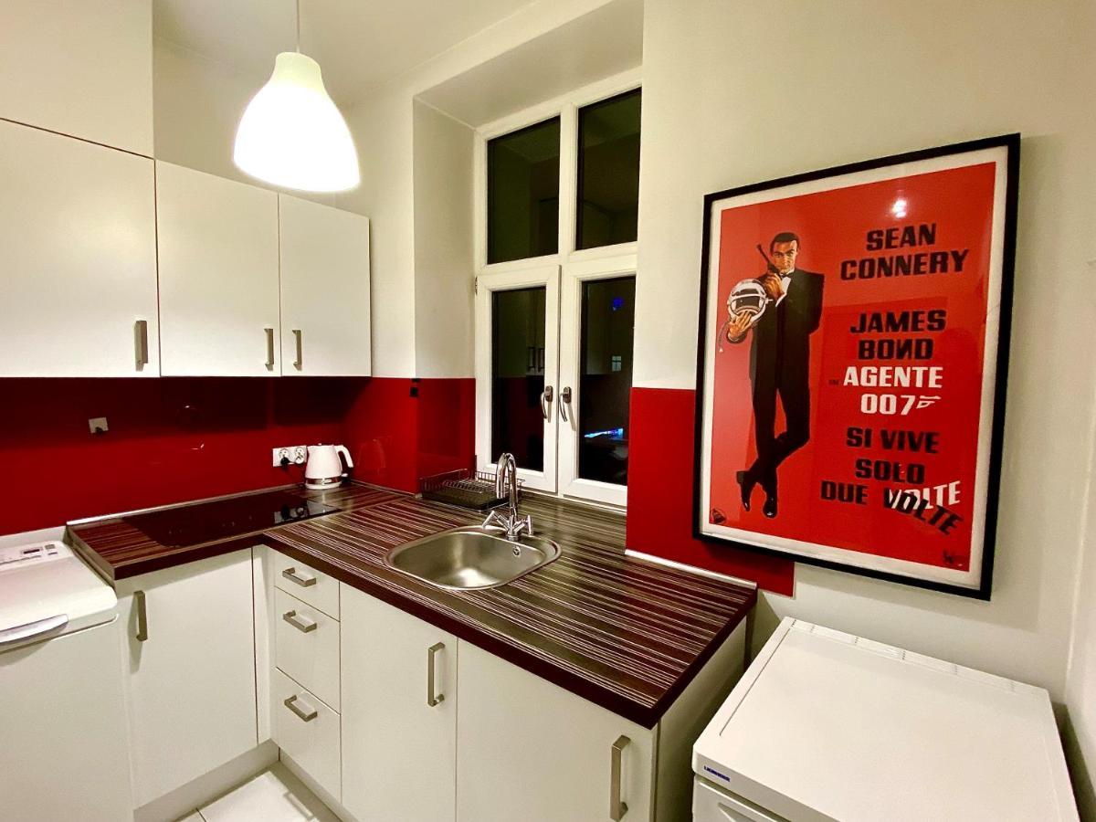 Cinema Apartments พอซนาน ภายนอก รูปภาพ