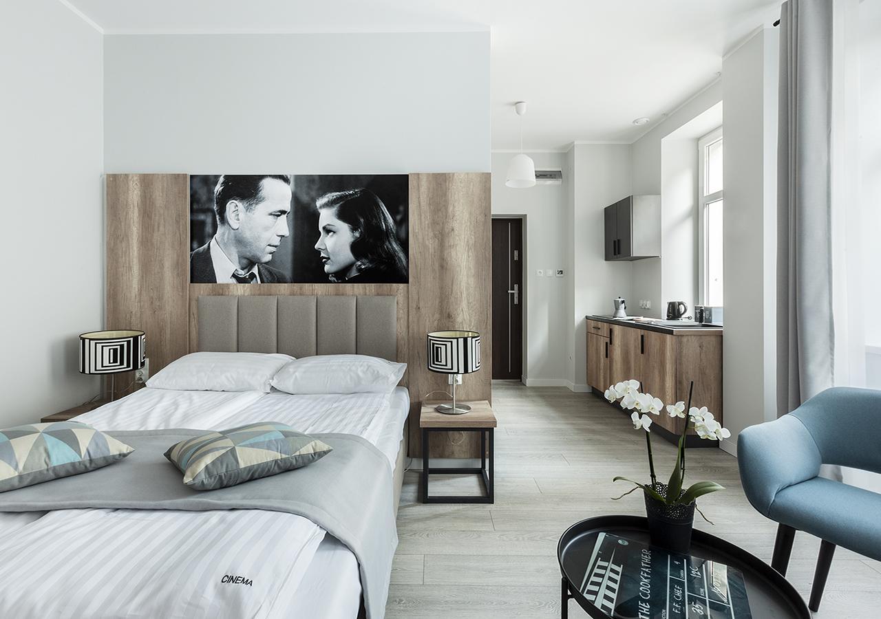 Cinema Apartments พอซนาน ภายนอก รูปภาพ