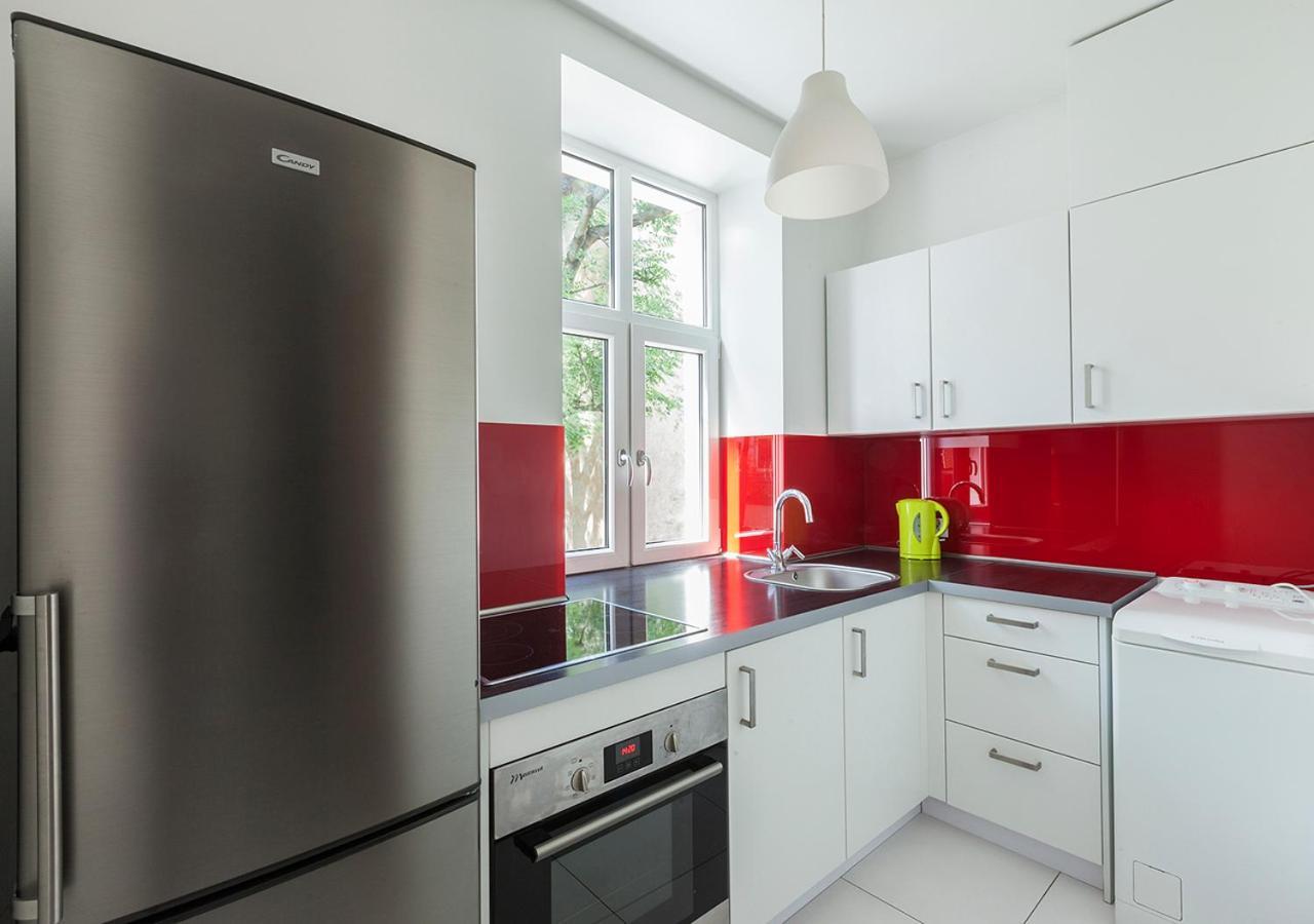 Cinema Apartments พอซนาน ภายนอก รูปภาพ