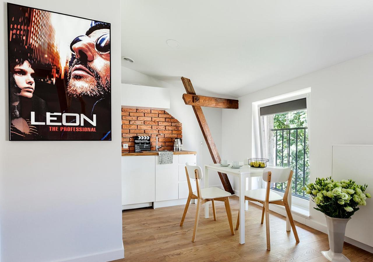 Cinema Apartments พอซนาน ภายนอก รูปภาพ
