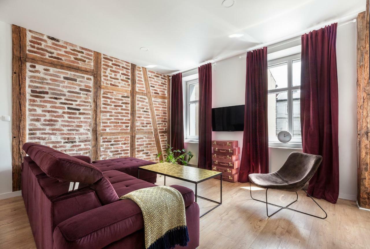 Cinema Apartments พอซนาน ภายนอก รูปภาพ