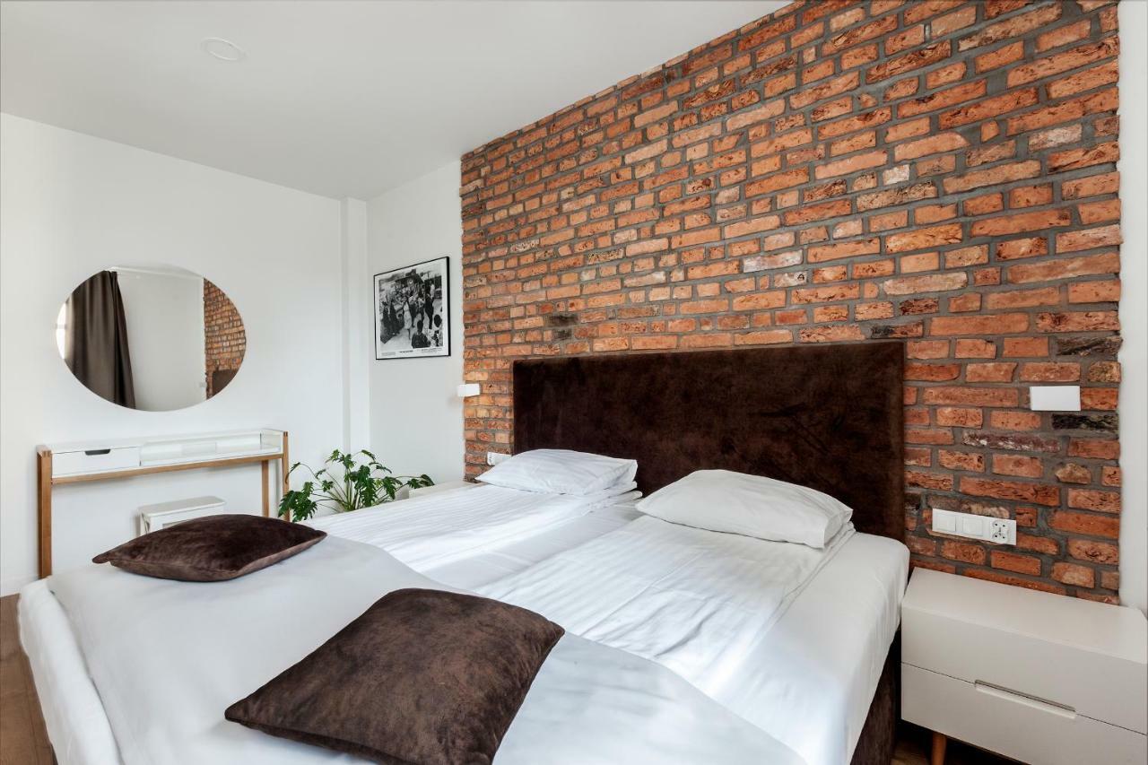 Cinema Apartments พอซนาน ภายนอก รูปภาพ
